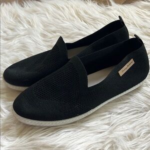 Tommy Bahama Black Mesh Memory
Foam Sneakers size 10